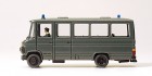 37017 Preiser Mercedes-Benz L508 of German BGS with 2 figures (ready-made model)